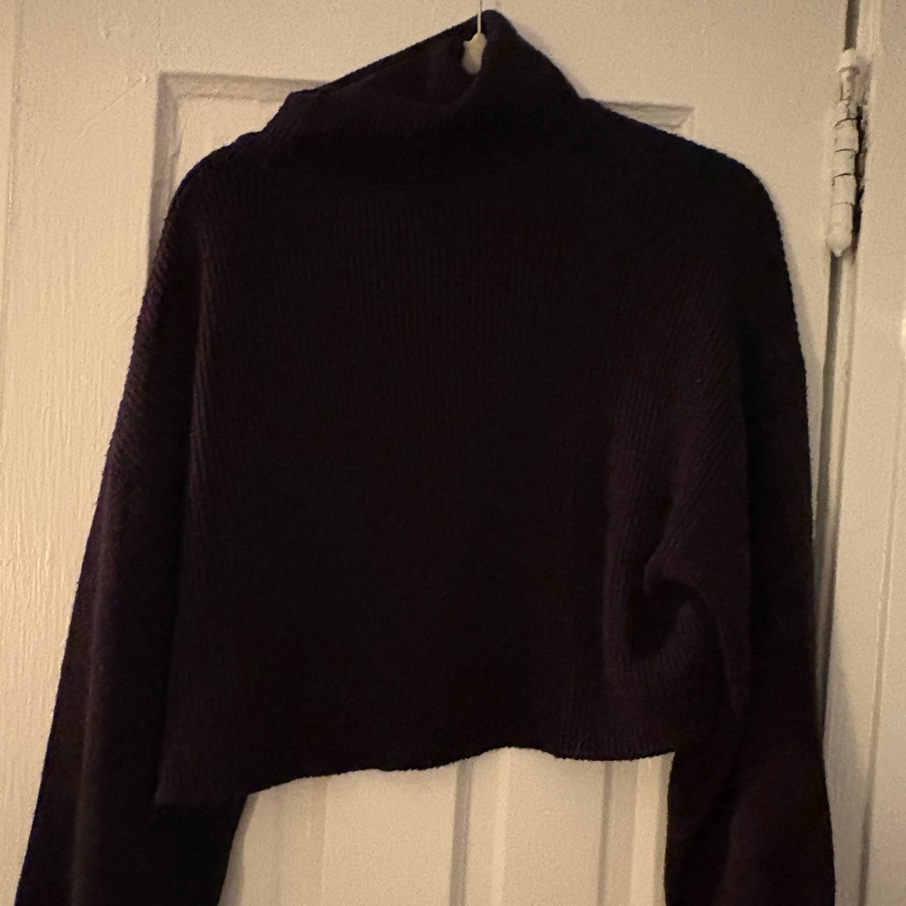 Black Cropped Turtleneck Sweater